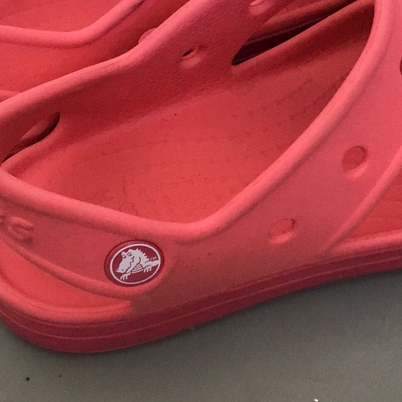 - Crocs Pink Bump It Sandals Slip On Sling Back Clog Jr. Size 2 - Picture 5 of 13